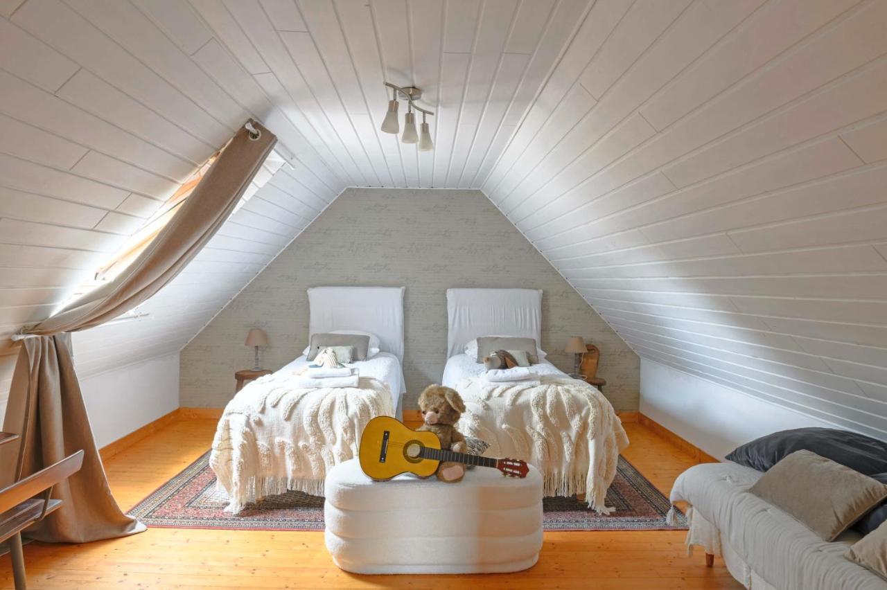 Les Pierres Bleues Bed & Breakfast Saint-Coulitz Ngoại thất bức ảnh